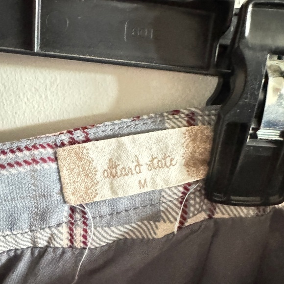 Plaid Ruffle Hem Shorts - Picture 4 of 4